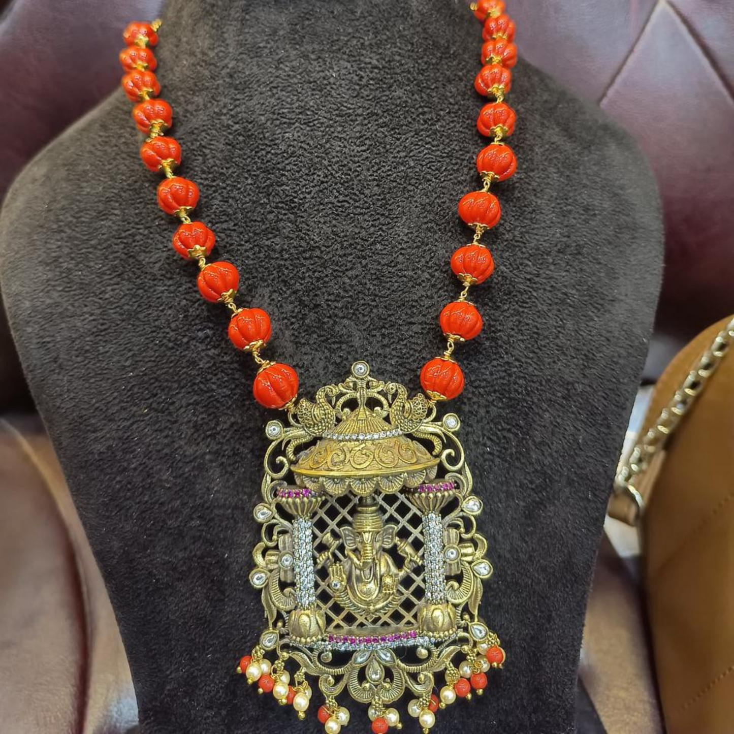 Bead 02 - Ganapathy coral set